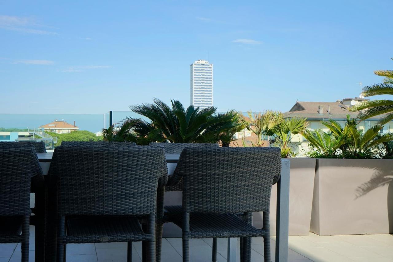 Residence Millecento Cesenatico Exteriör bild