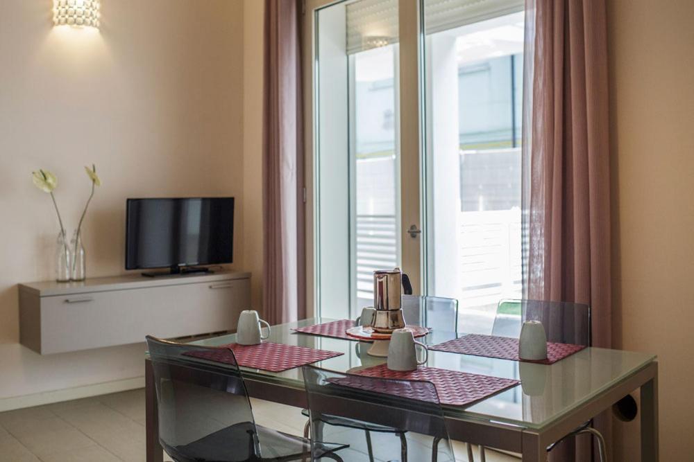 Residence Millecento Cesenatico Exteriör bild