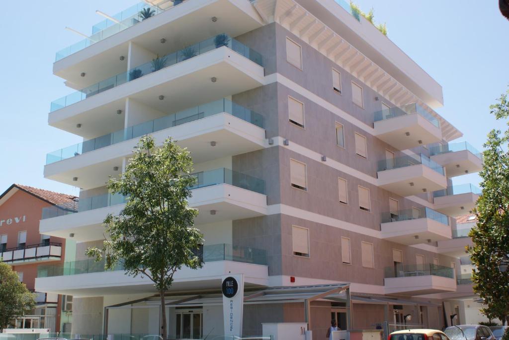 Residence Millecento Cesenatico Exteriör bild